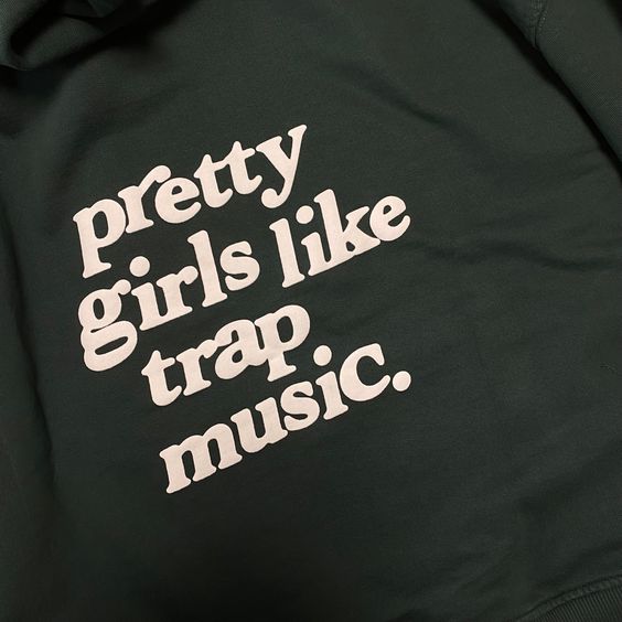 Pretty Girls Like Trap Music Oversized T-Shirt